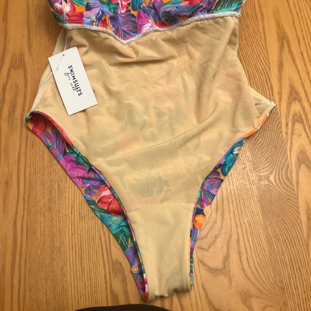 Swimsuits For All Tropical Floral One Piece - Picture 8 of 11
